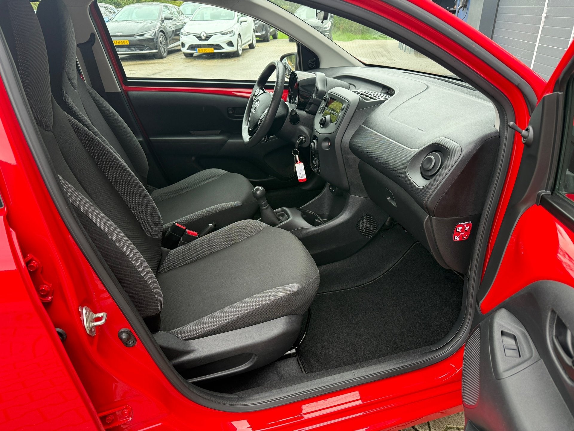 Toyota Aygo 1.0 VVT-i x-fun, Voorwielaandrijving, Gebruikt, Euro 6, 4 stoelen