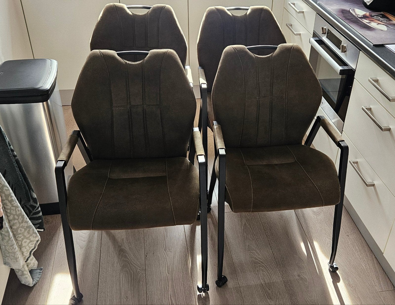 Feelings Eetkamerstoelen 4 stuks, Ophalen, Overige materialen, Overige kleuren, Zo goed als nieuw