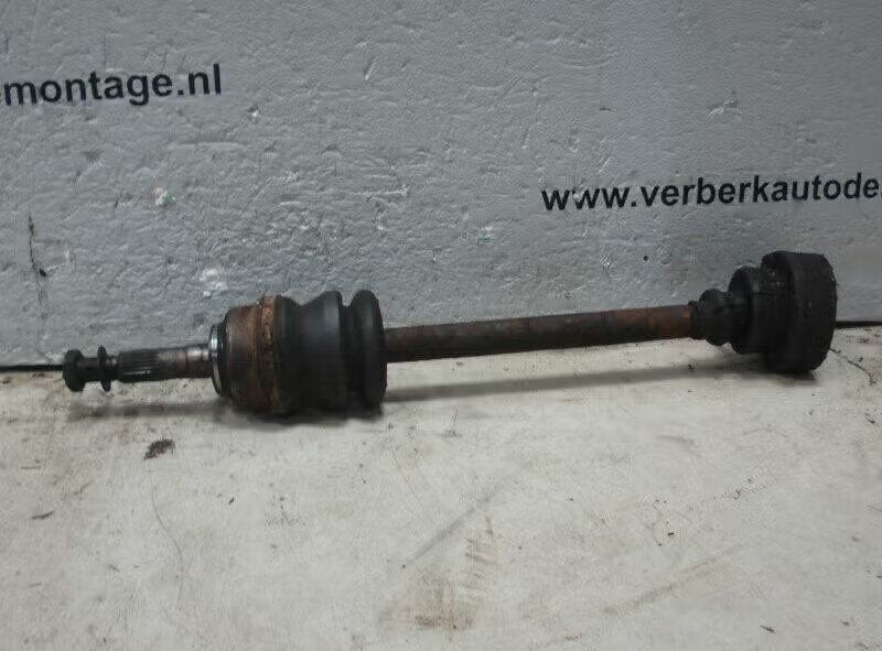 AANDRIJFAS RECHTS Ford Taunus (01-1970/02-1976), Gebruikt, Ophalen of Verzenden, Henry-Ford-Straße 1 50735 Köln, DE, Ford-Werke GmbH