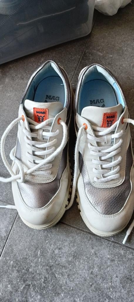 MAG sneakers maat 39 wit/zilver, Wit, MAG, Ophalen of Verzenden, Sneakers of Gympen