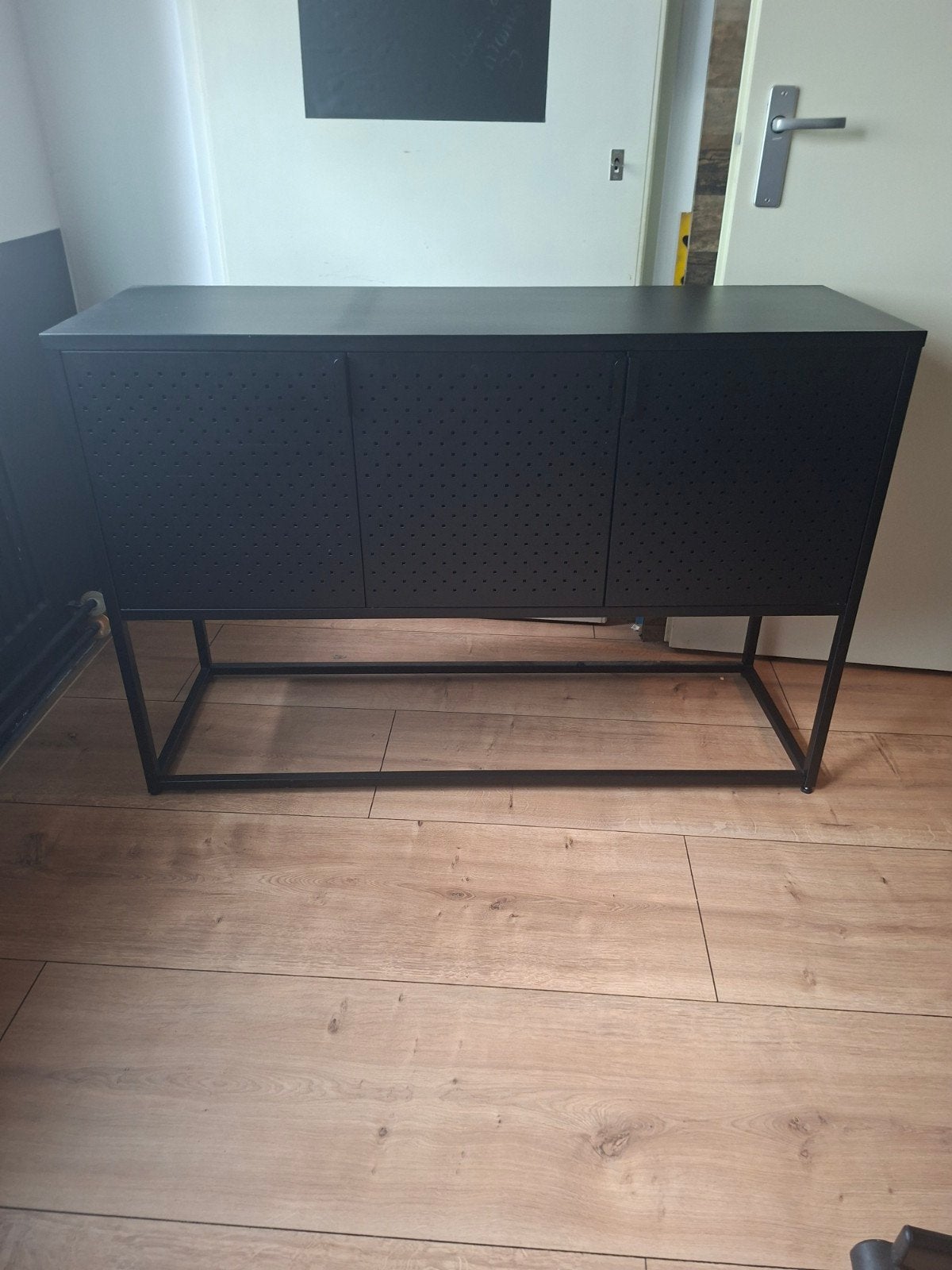 JYSK Virum Dressoir Zwart - 120x80x40 cm, Ophalen, Gebruikt, 100 tot 150 cm, Metaal