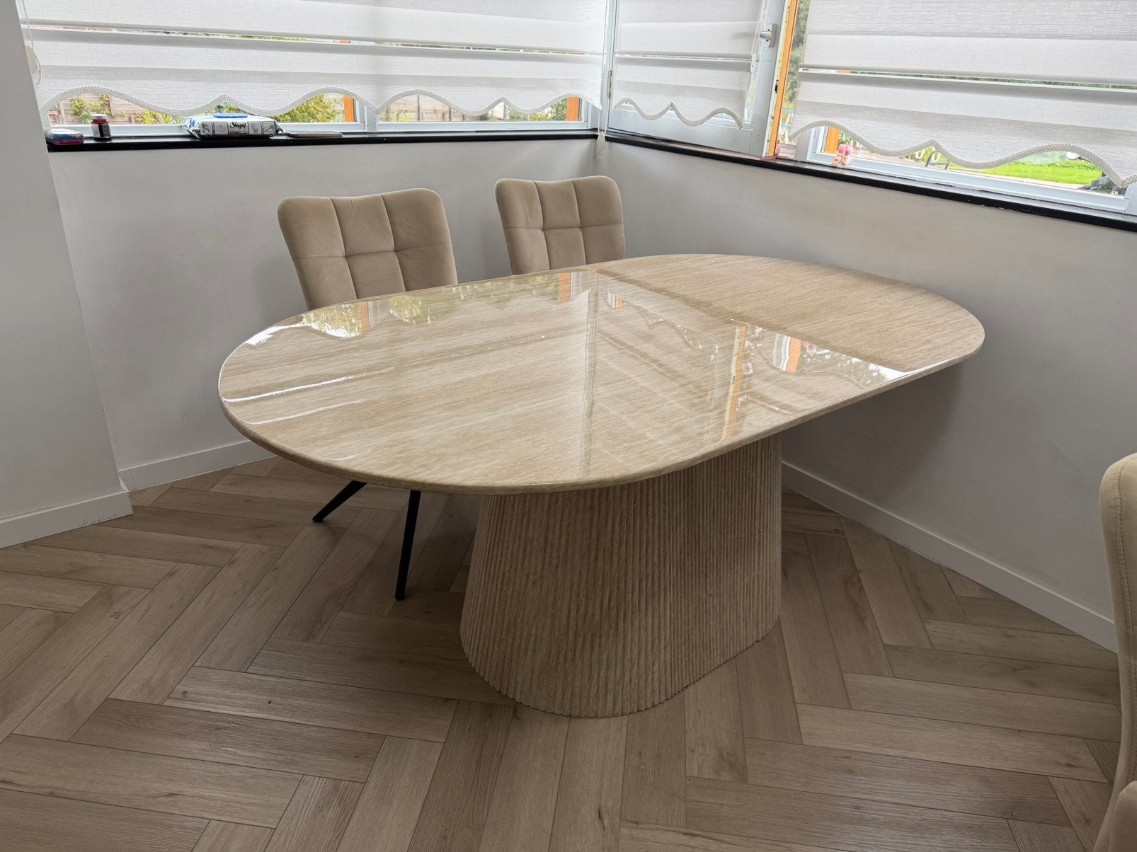 Luxe marmeren eettafel met 4 stoelen, Huis en Inrichting, Ophalen, 200 cm of meer, 50 tot 100 cm, Zo goed als nieuw