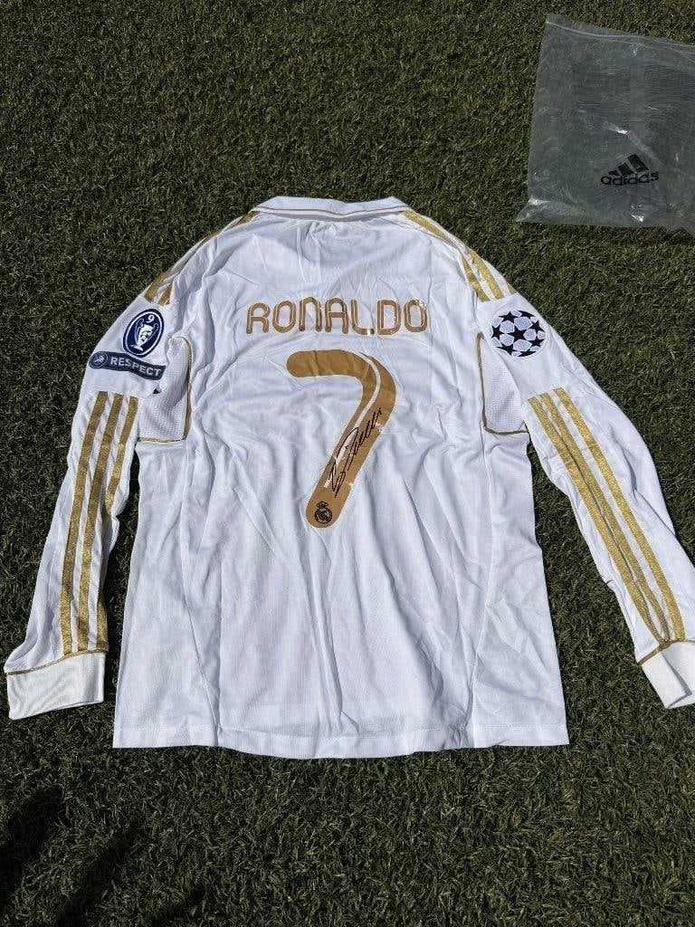 Gesigneerd Ronaldo Longsleeve 09/10 Real Madrid CL, Verzamelen, Ophalen of Verzenden, Zo goed als nieuw, Buitenlandse clubs, Shirt