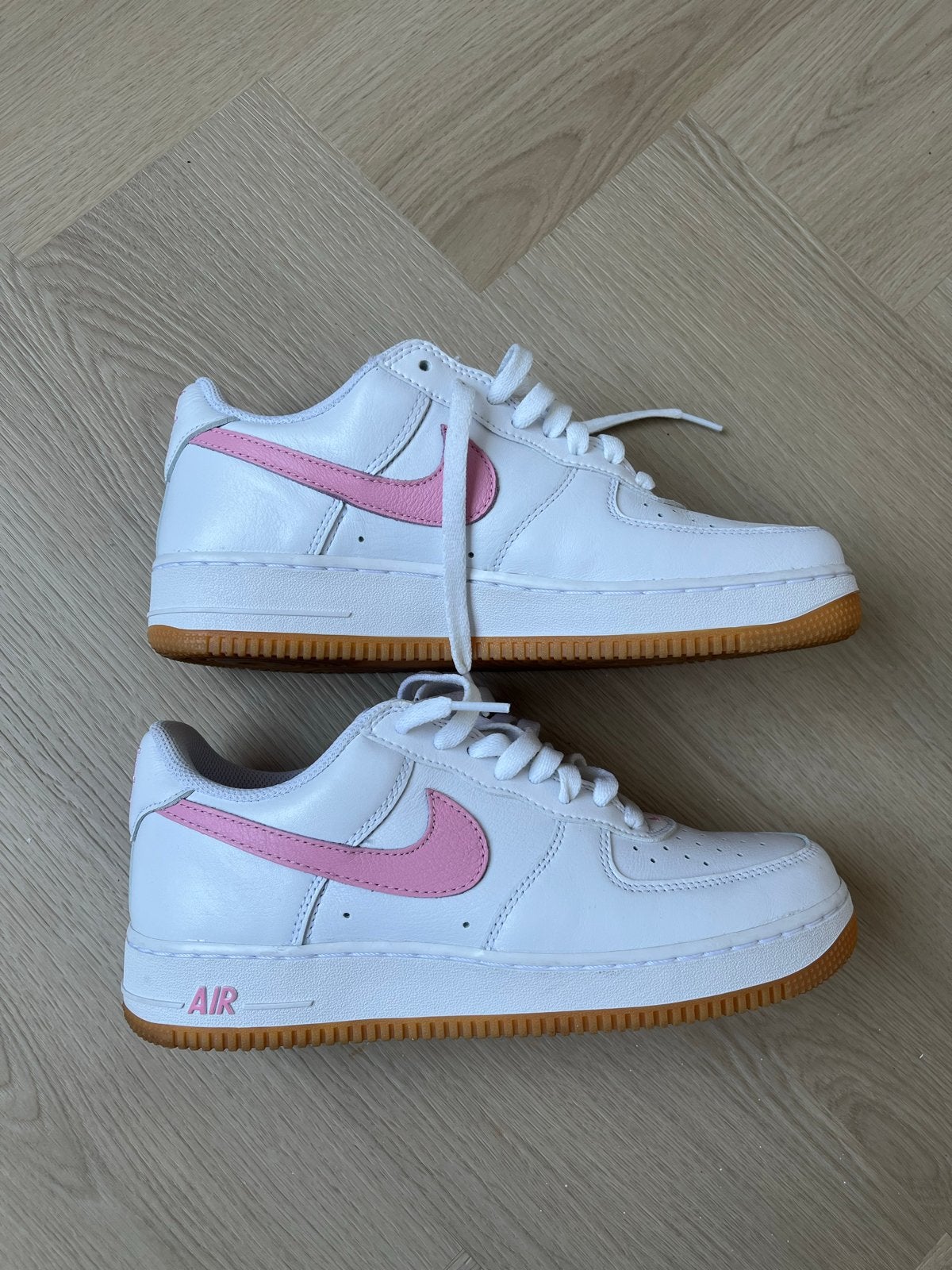 Nike Air Force 1 sneakers maat 41 - Zo goed als nieuw, Ophalen of Verzenden, Zo goed als nieuw, Wit, Sneakers of Gympen