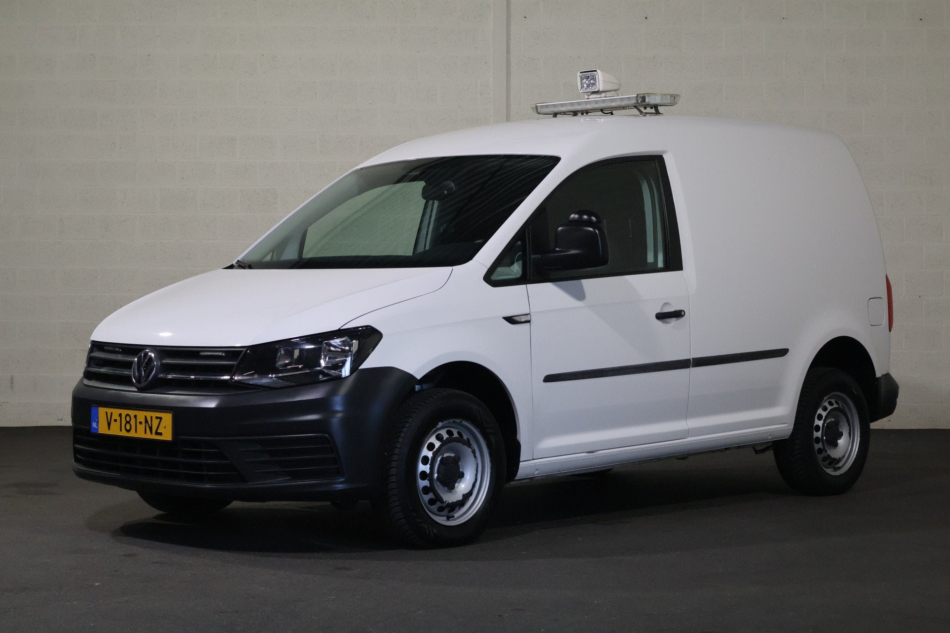 Volkswagen Caddy 2.0 TDI 120pk L1 H1 4Motion 4x4 (bj 2018), Auto's, Stof, Gebruikt, Euro 6, 4 cilinders