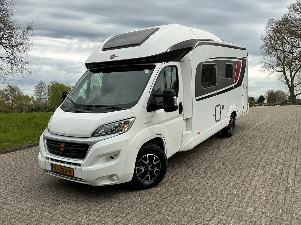 Bürstner Ixeo BT6801 Camper met 24dkm van 2018 Elec. Hefbed, Caravans en Kamperen, Koelkast, Ringverwarming, Fiat, 6 tot 7 meter