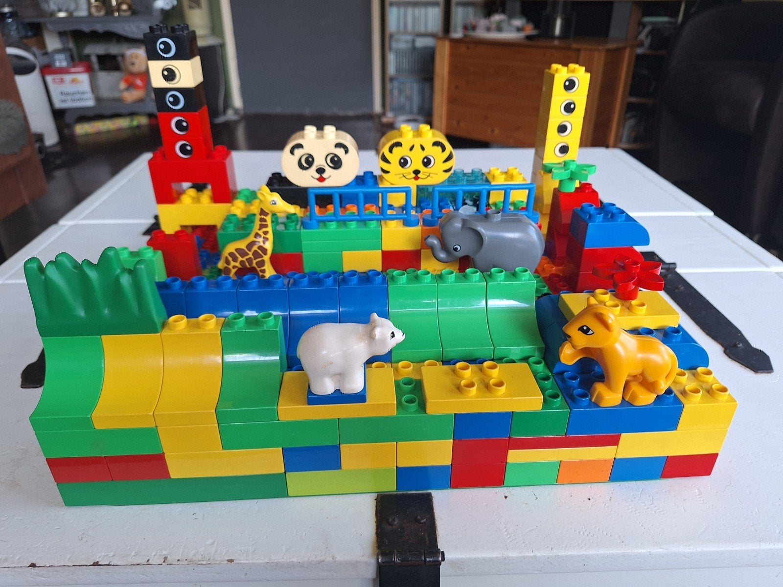 Foto 2 van LEGO Duplo Dierenpark / Safari Set