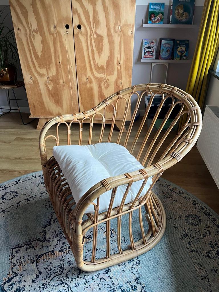 Rotan fauteuil, Ophalen, Stoel(en)