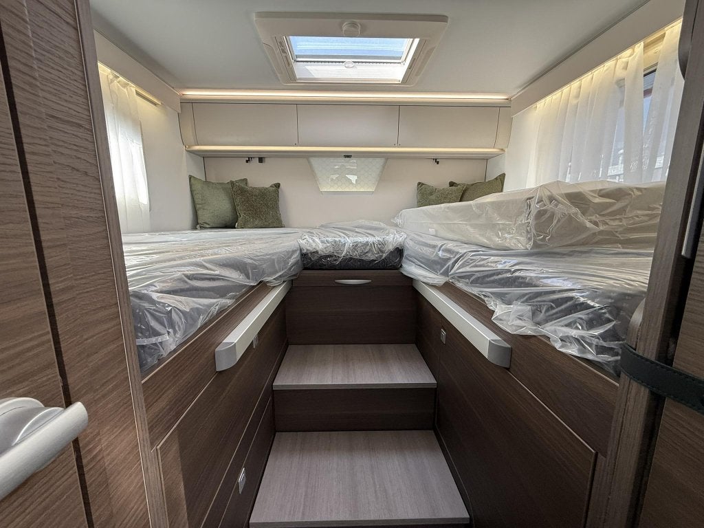 Foto 20 van - Adria Coral Supreme 670 SL - Mercedes camper -