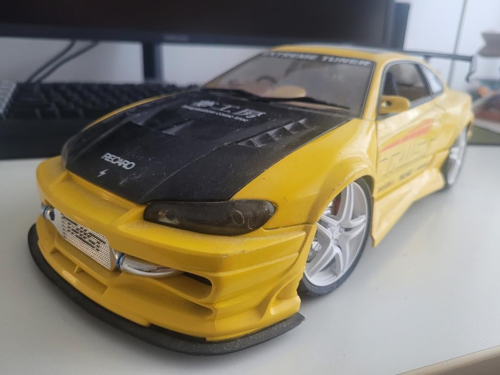 Nissan rally 1/¹2, O, O, Auto, O