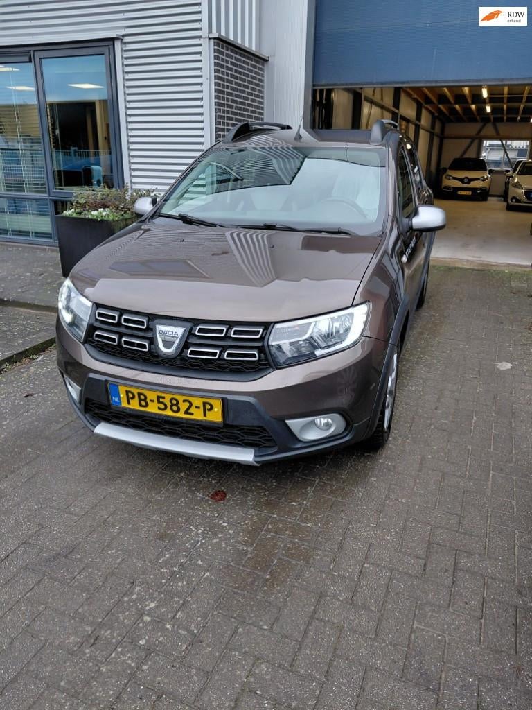 Dacia Sandero 0.9 TCe SL Stepway Automaat 1e eigenaar dealer, Auto's, Dacia, 898 cc, Stof, Bruin, Origineel Nederlands