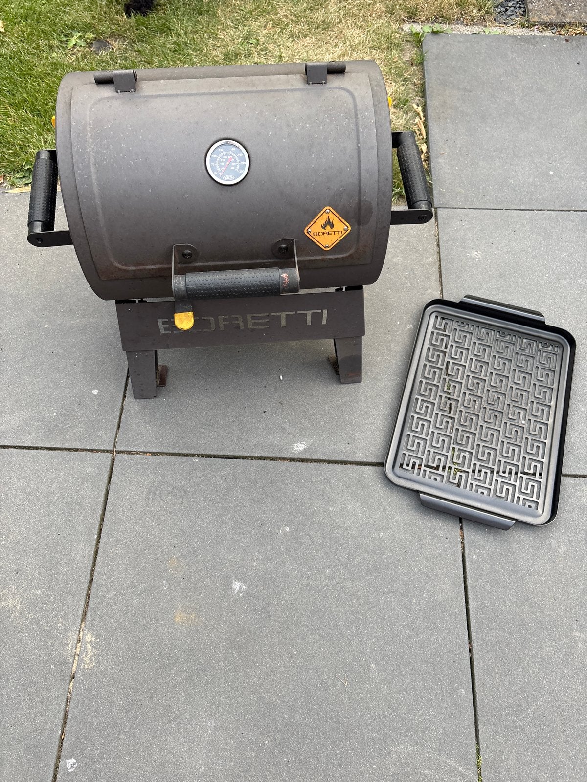 Boretti BBQ - Klein model voor 2-4 personen, compleet, Ophalen, Gebruikt