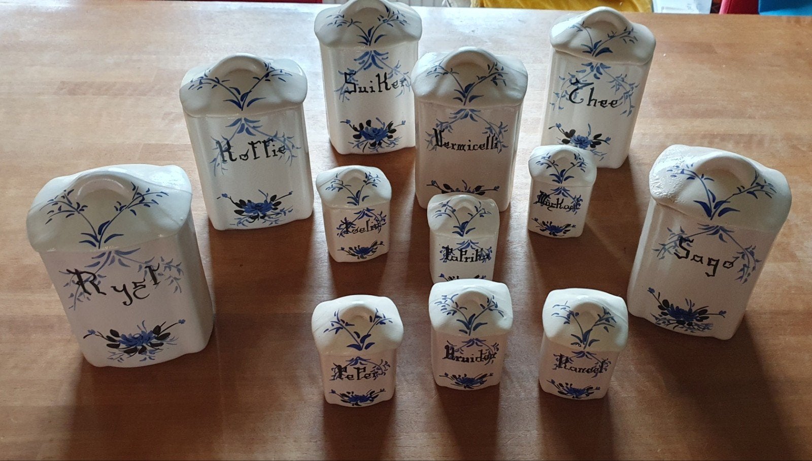 Handgeschilderde Delfts Blauw Keukenset - 12 Voorraadpotten, Ophalen