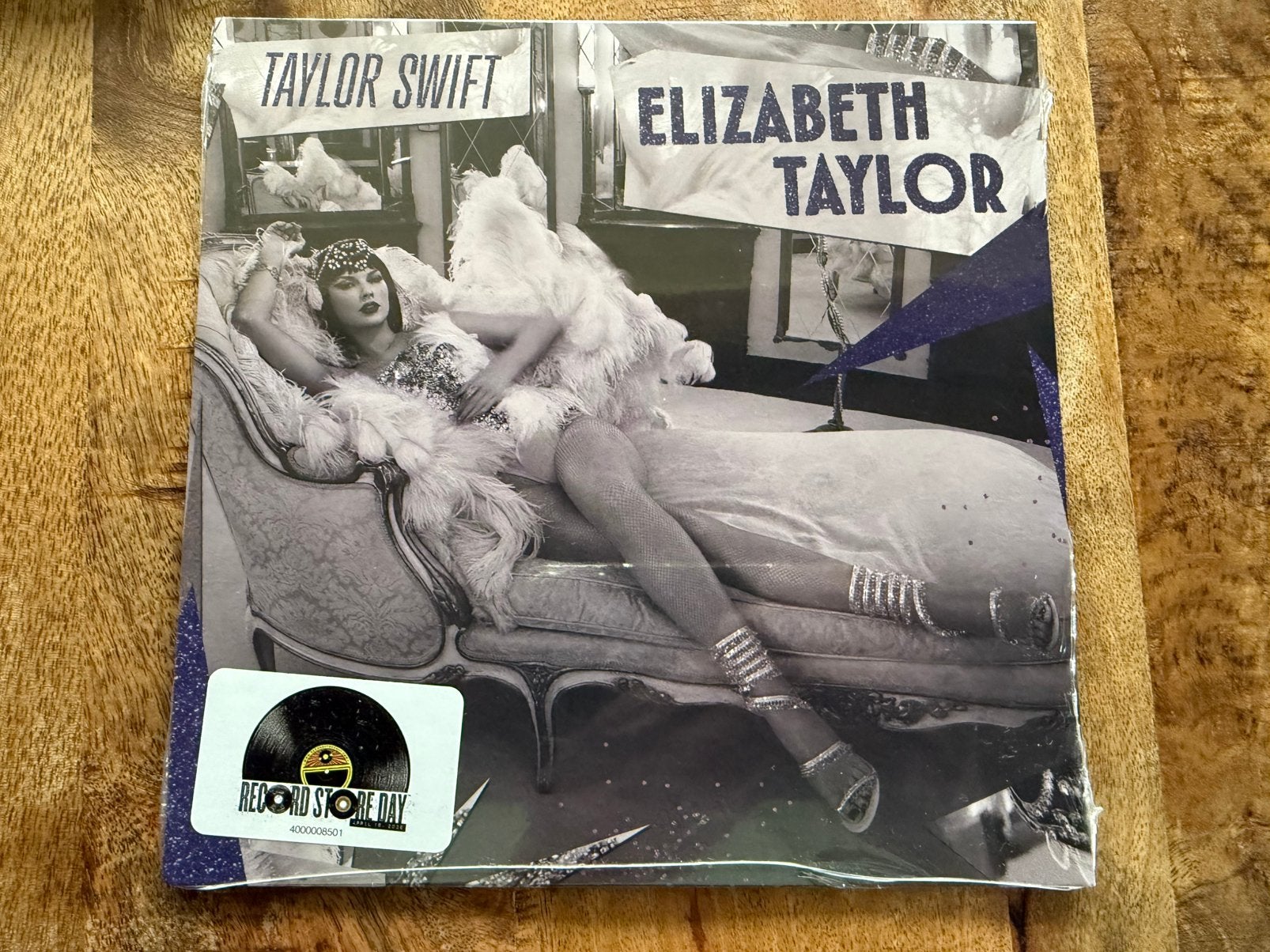 Taylor Swift - Elizabeth Taylor RSD 2026 - 7” Single NIEUW, 7 inch, Colored vinyl, Ophalen of Verzenden, Zo goed als nieuw