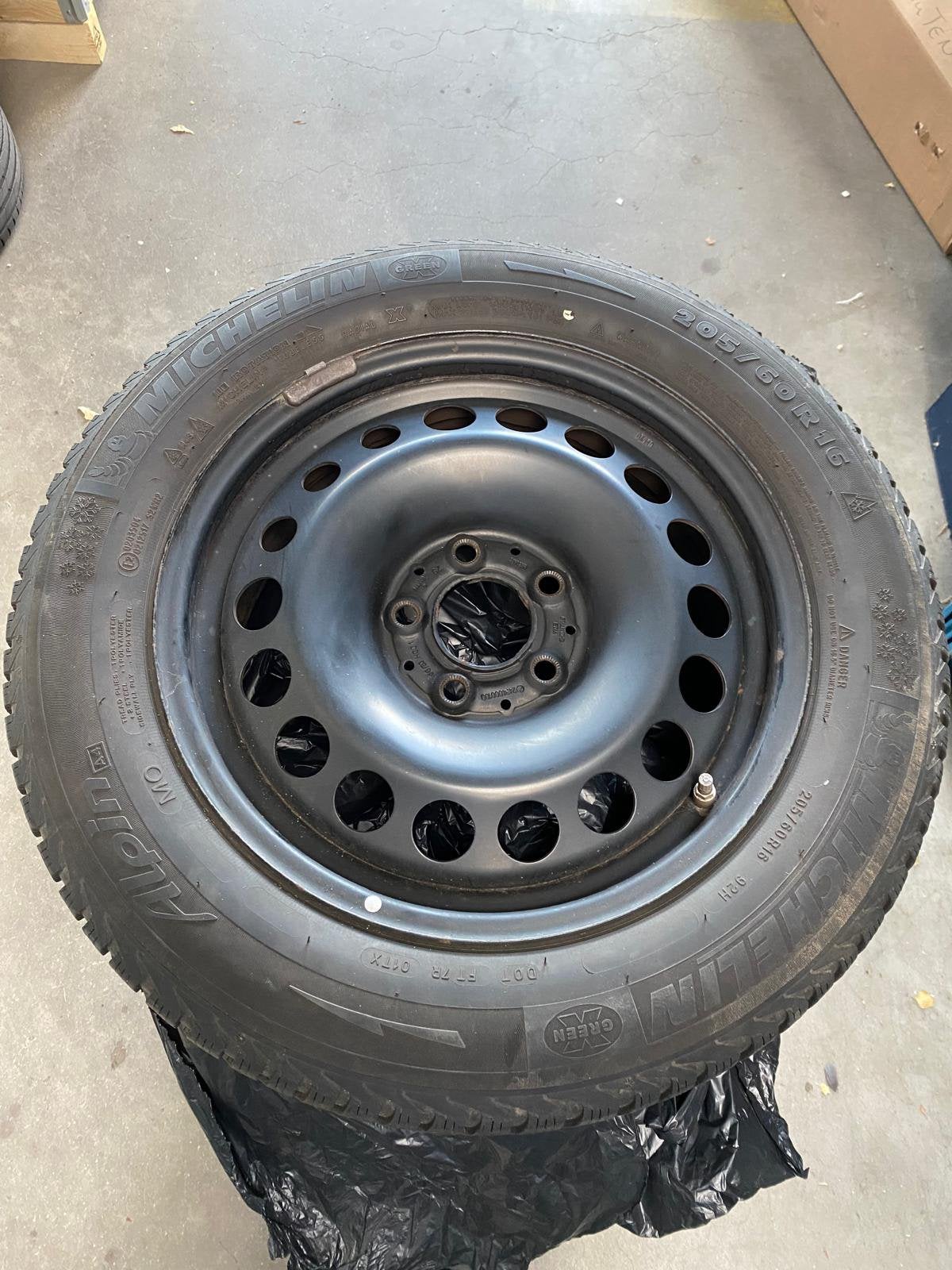 Winterbandenset op velgen Michelin, Ophalen, Velg(en), 16 inch, 205 mm