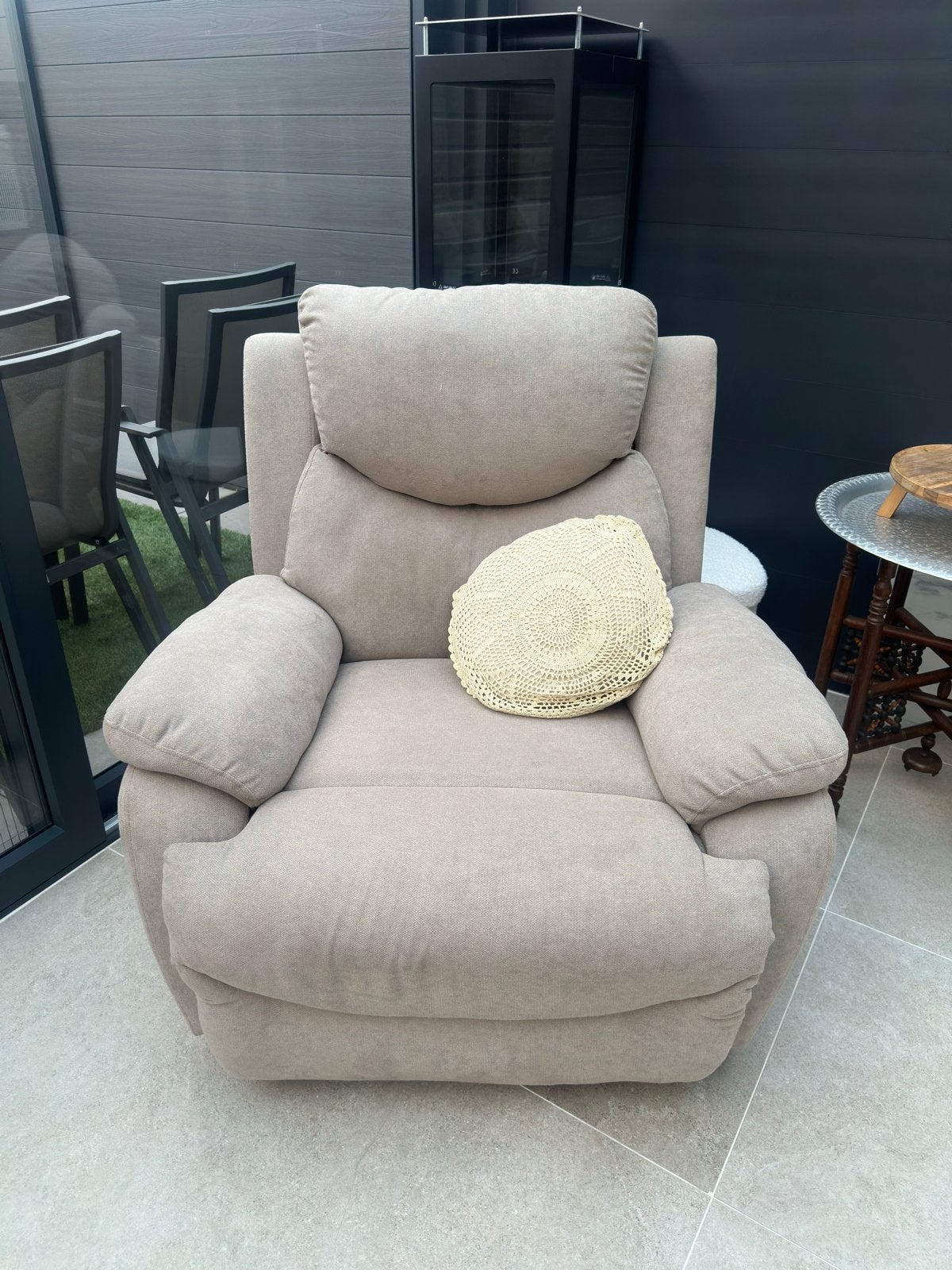 HOMCOM Relaxfauteuil - Kantelbaar tot 150 - Beige