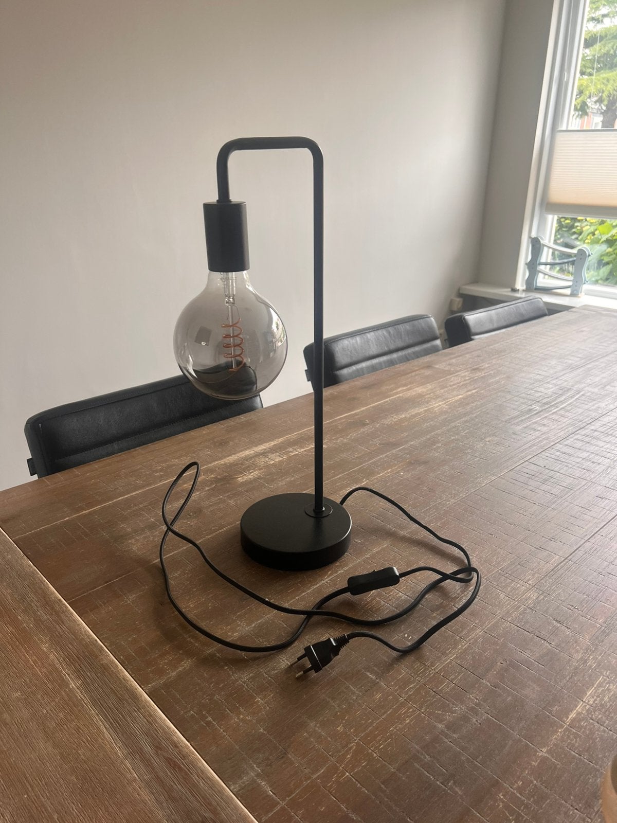 Tafellamp daphne kwantum met bol smokey glas, Ophalen, Zo goed als nieuw, Metaal