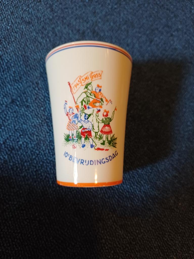 Bevrijdingsdag beker 1955 - 10 jaar vrijheid, Ophalen of Verzenden