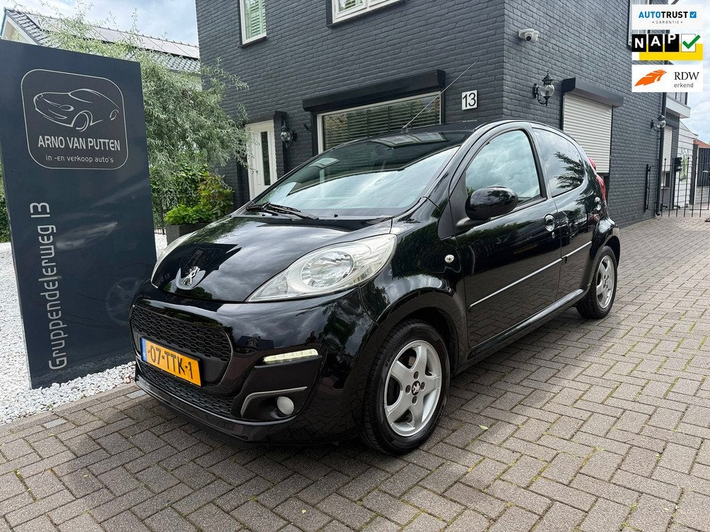 Peugeot 107 1.0 Envy Airco /Navigatie /Bluetooth, Auto's, Peugeot, Voorwielaandrijving, Euro 5, Stof, Gebruikt