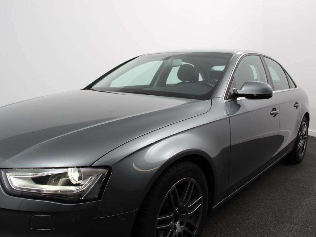 Audi A4 Limousine 1.8 TFSIe Edition Climate Control Cruise c, Stof, Gebruikt, 4 cilinders, A4