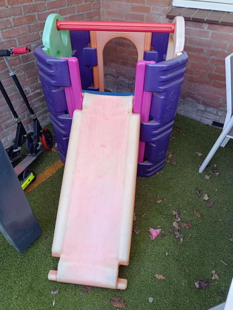 Feber speelhuis met trap, duikelstang en glijbaan, Kunststof, Gebruikt, Ophalen of Verzenden