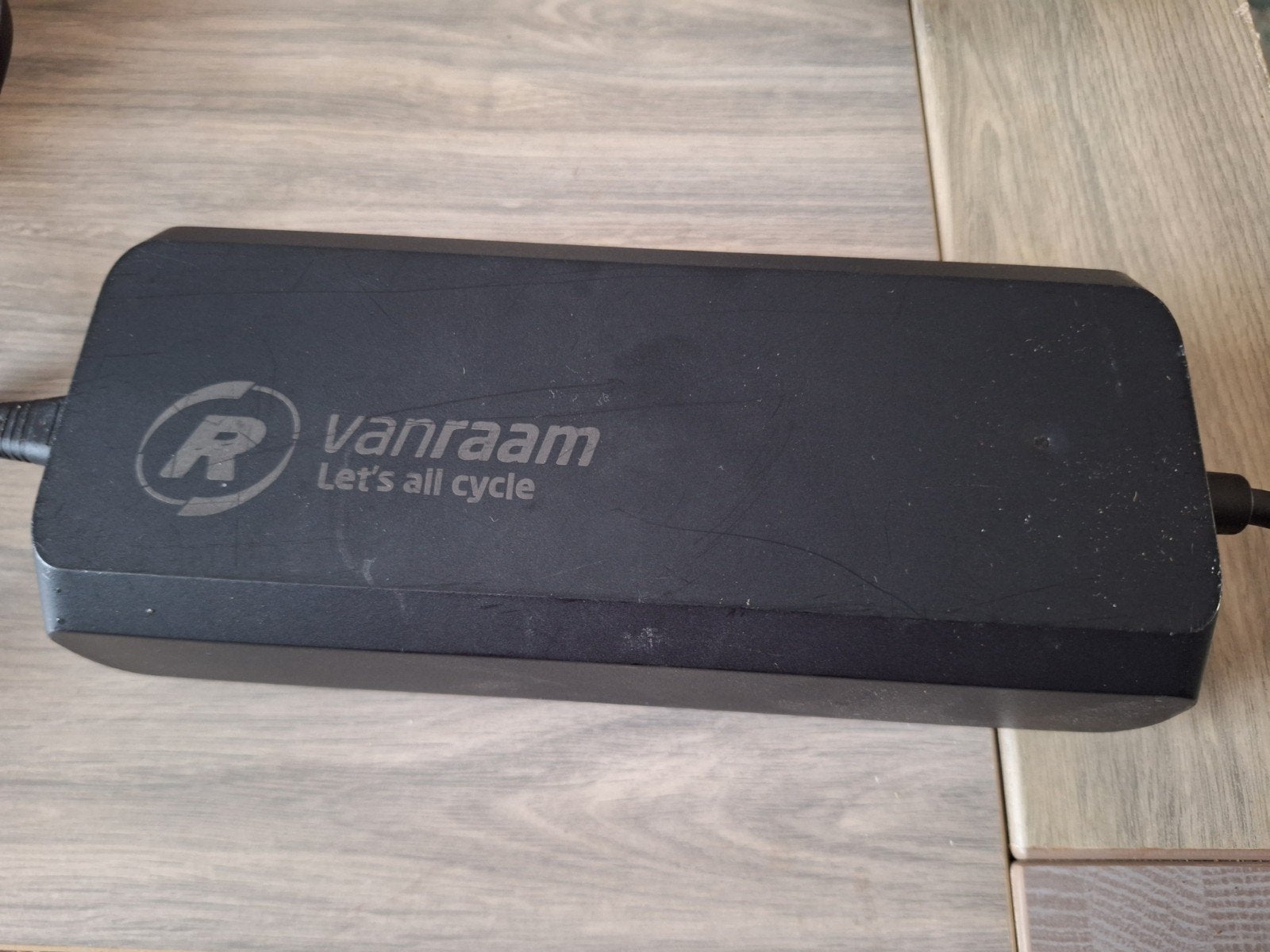 Van Raam Acculader STC-8253LC 36V 6A 260W, Ophalen of Verzenden, Gebruikt