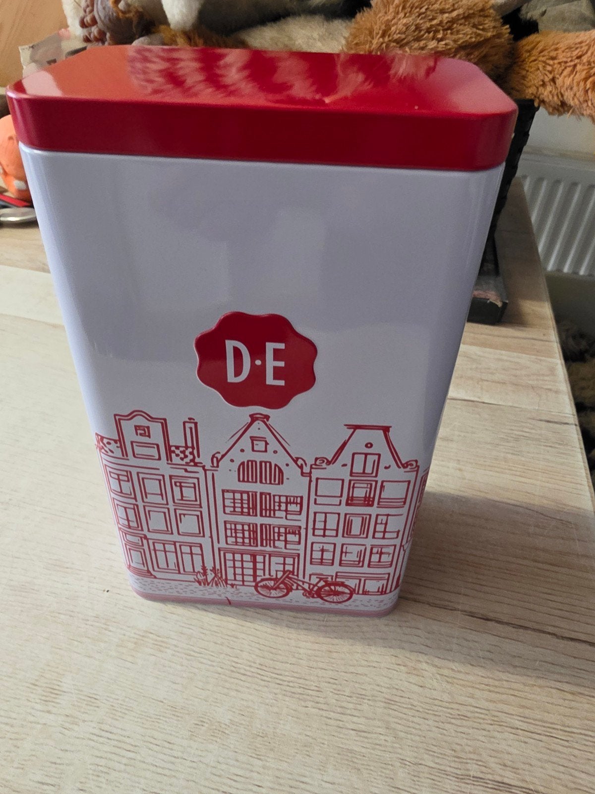 Douwe Egberts voorraadpot met Amsterdamse grachtenpanden, Nieuw, Ophalen of Verzenden, Voorraadpot, Metaal