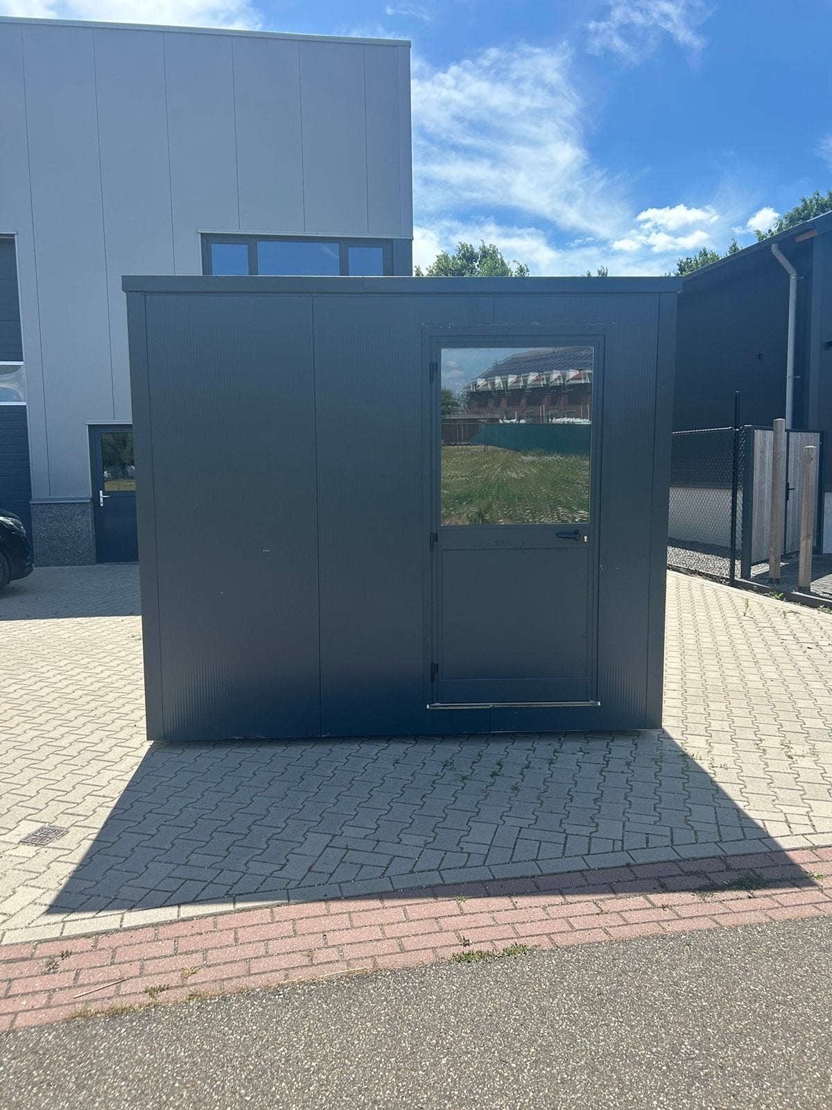 Kantoorunit, vergaderruimte, tuinhuis, opslagunit, Ophalen, 200 tot 400 cm, Tuinhuis, Zo goed als nieuw