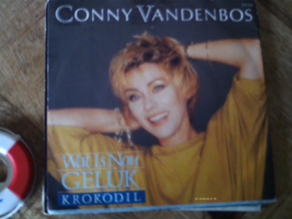 conny vandenbos - wat is nou geluk 18a, 7 inch, Ophalen of Verzenden, Nederlandstalig, Single