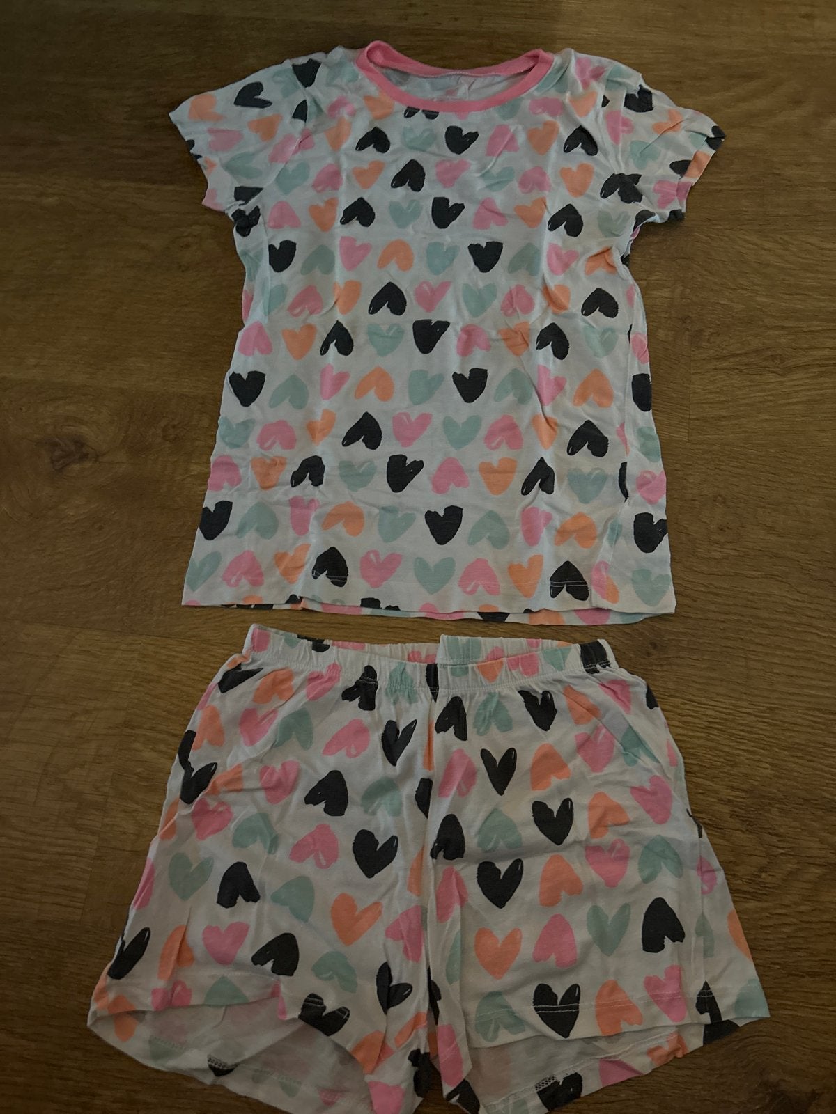 Leuke pyjama met hartjesprint - maat 146/152, Kinderen en Baby's, Ophalen of Verzenden, Gebruikt, Meisje, Nacht- of Onderkleding