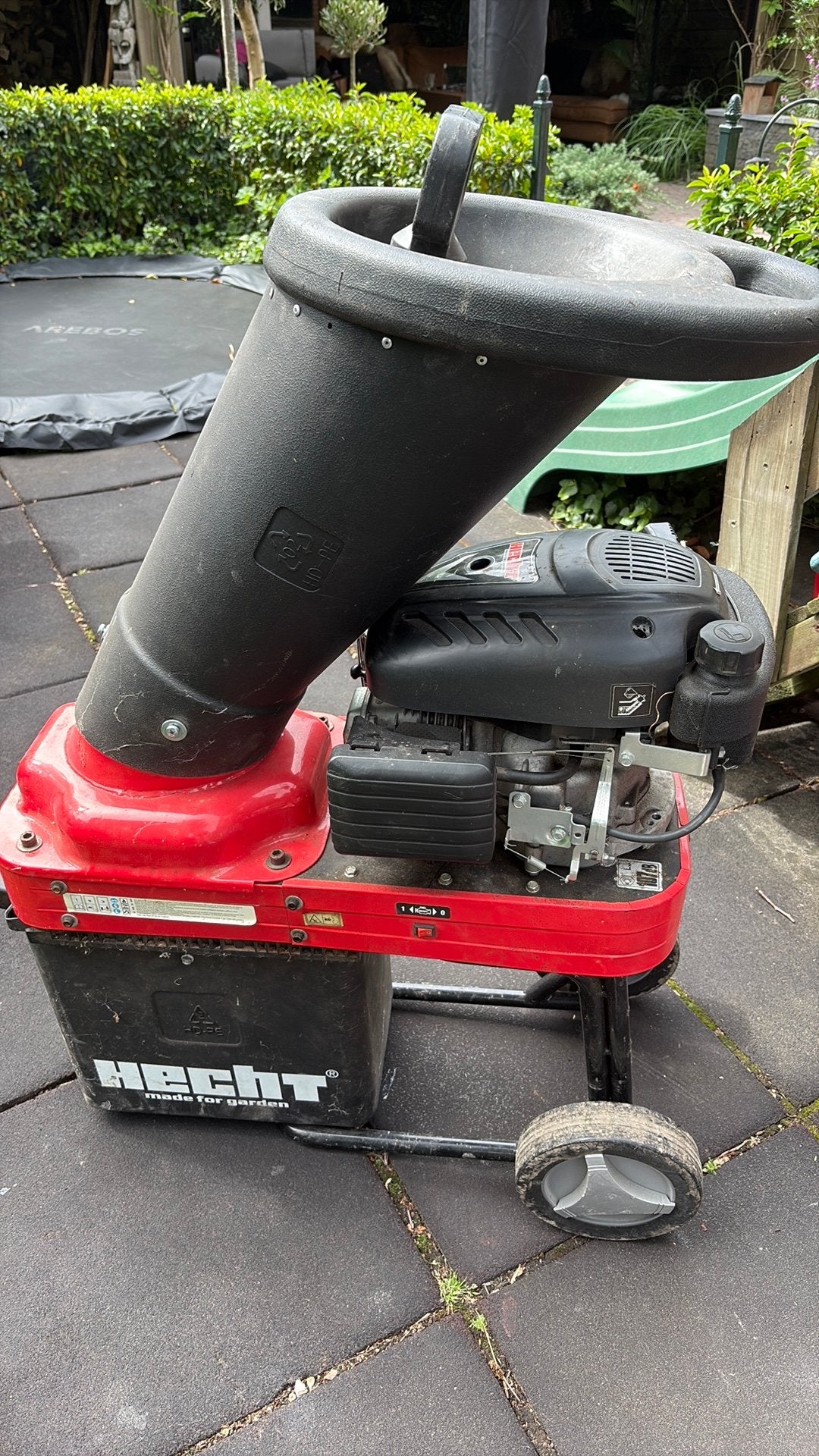 Hecht benzine hakselaar, Tuin en Terras, Hakselaars, Ophalen, Gebruikt, Benzine, Met opvangbak