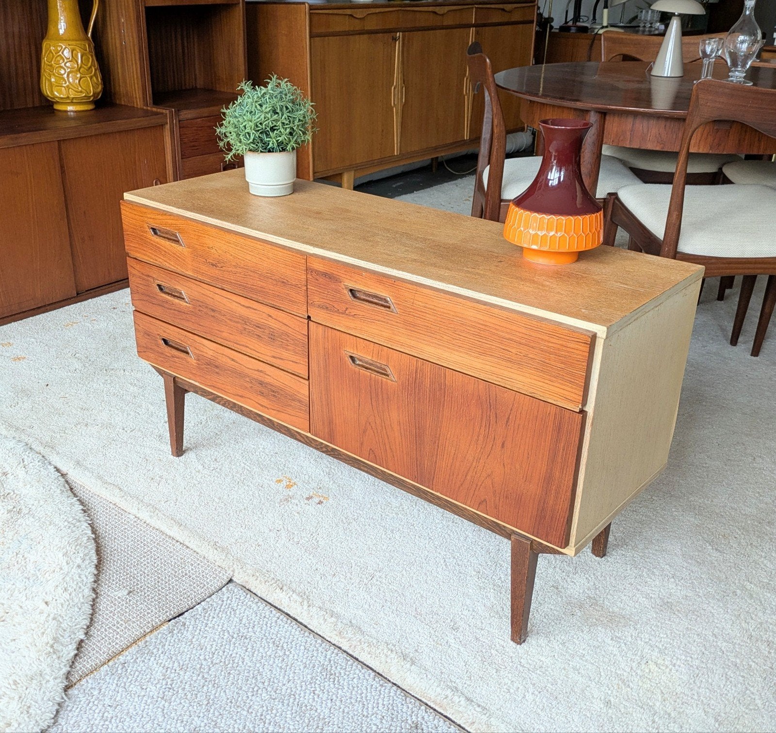 Vintage retro dressoir kastje, Ophalen