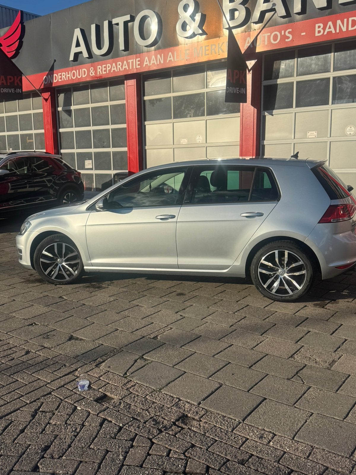 Volkswagen Golf 1.4 TSI 92KW 5D DSG 2016 Grijs, Auto's, Voorwielaandrijving, 125 pk, 1147 kg, 4 cilinders
