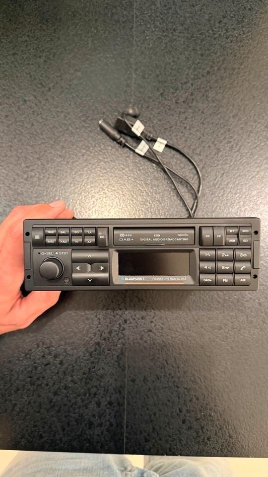 Blaupunkt Frankfurt RCM 82 DAB autoradio, Ophalen, Zo goed als nieuw