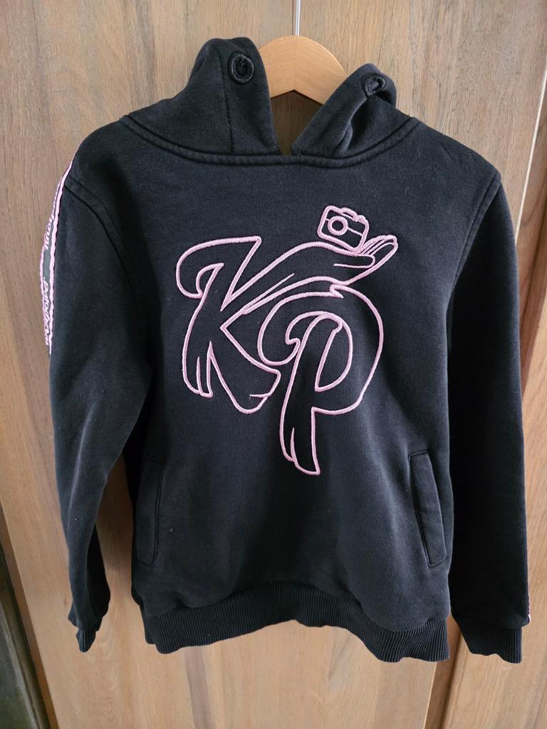 Knolpower hoodie zwart met roze streep maat 128/134, Gebruikt, Jongen of Meisje, Trui of Vest, Knolpower