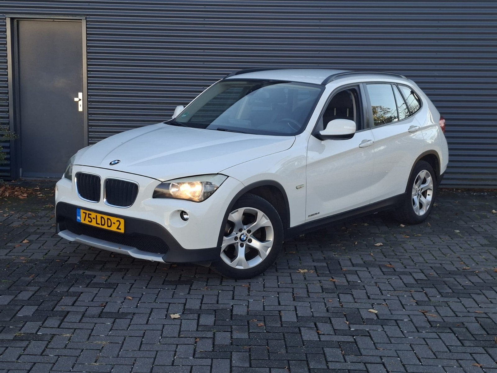 BMW X1 Sdrive 18I AUT 2010 Wit inruil mogelijk, Auto's, Achterwielaandrijving, 1995 cc, 4 cilinders, Wit
