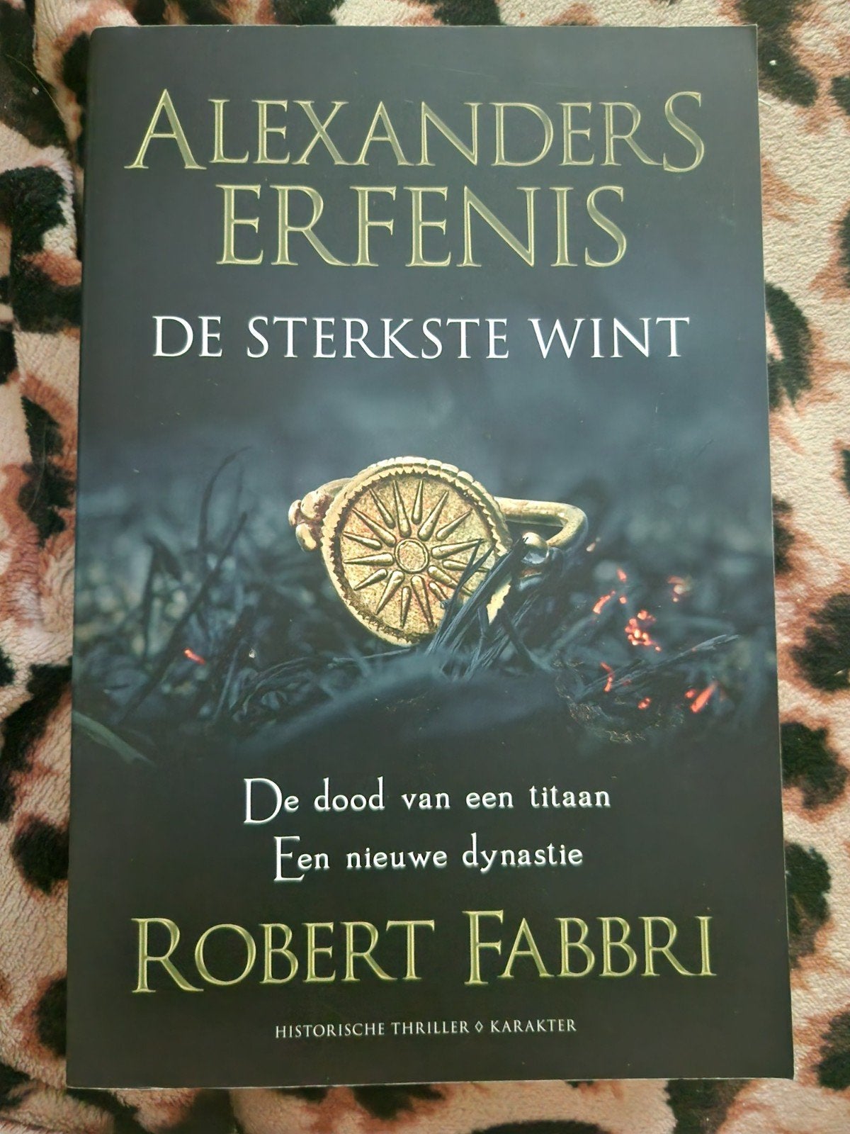 Robert Fabbri - De sterkste wint, Boeken, Ophalen of Verzenden, Zo goed als nieuw, Robert Fabbri