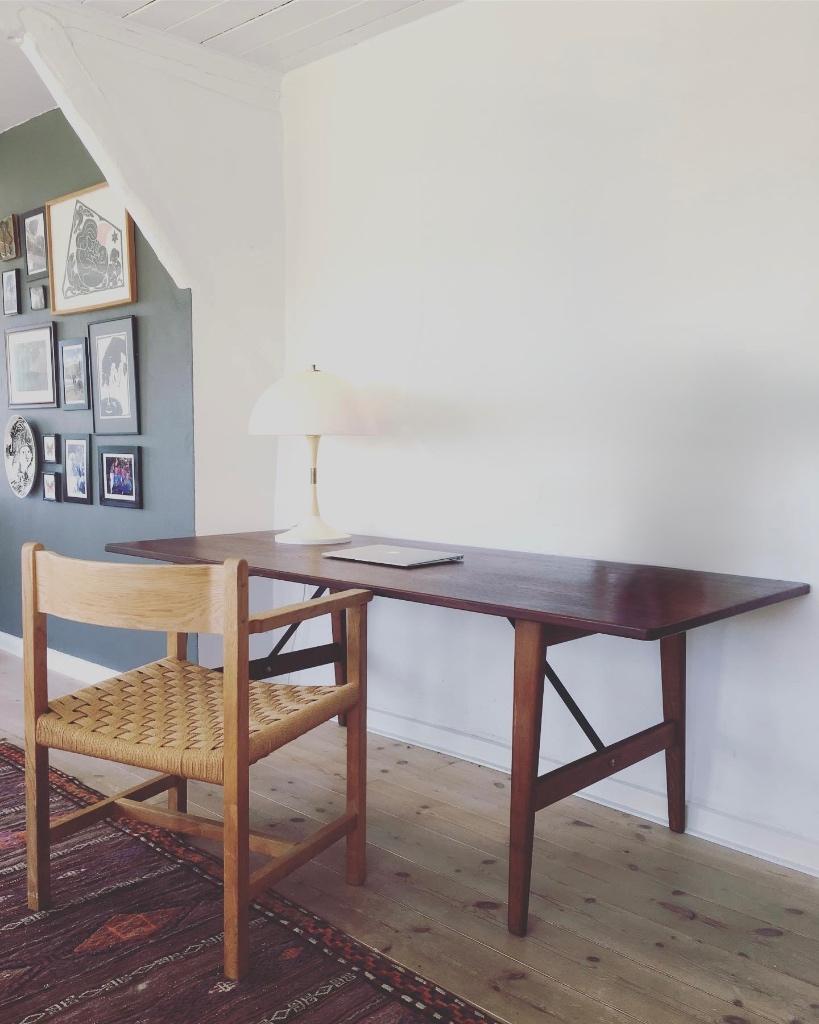 Vintage Borge Mogensen Tafel / Deens Bureau - Fredericia, Huis en Inrichting, Ophalen, Gebruikt, 50 tot 100 cm, Vijf personen of meer