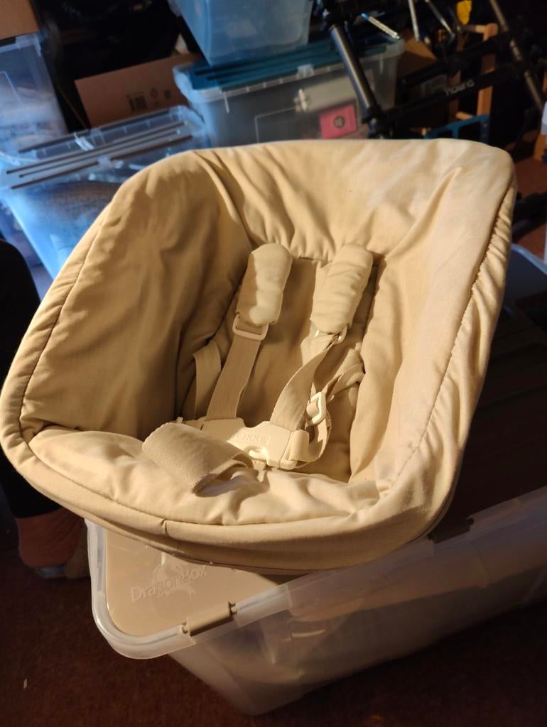 Tripp Trapp Newborn Set + gratis extra wasbare hoes, Ophalen, Zo goed als nieuw, Overige typen, Gordel(s)