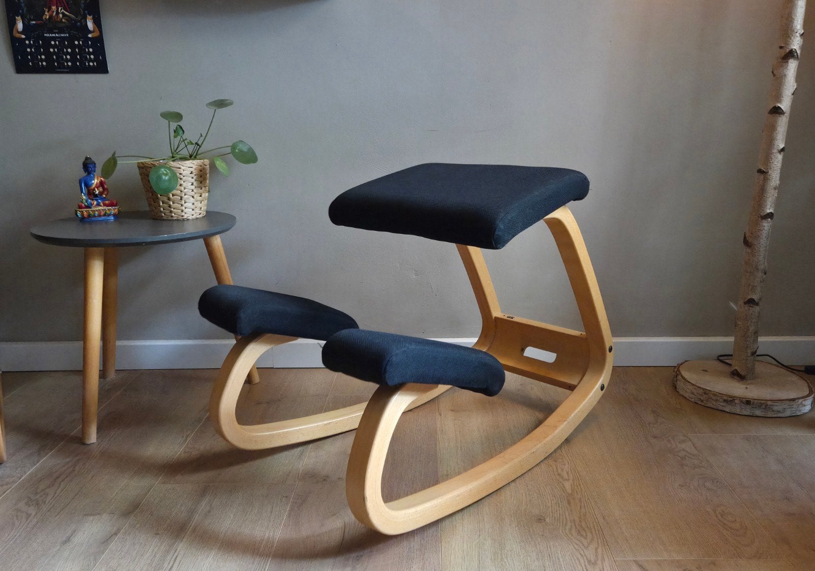 Varier (Stokke) Balans Kniestoel, Huis en Inrichting, Stoelen, Ophalen, Zwart, Stof, Eén