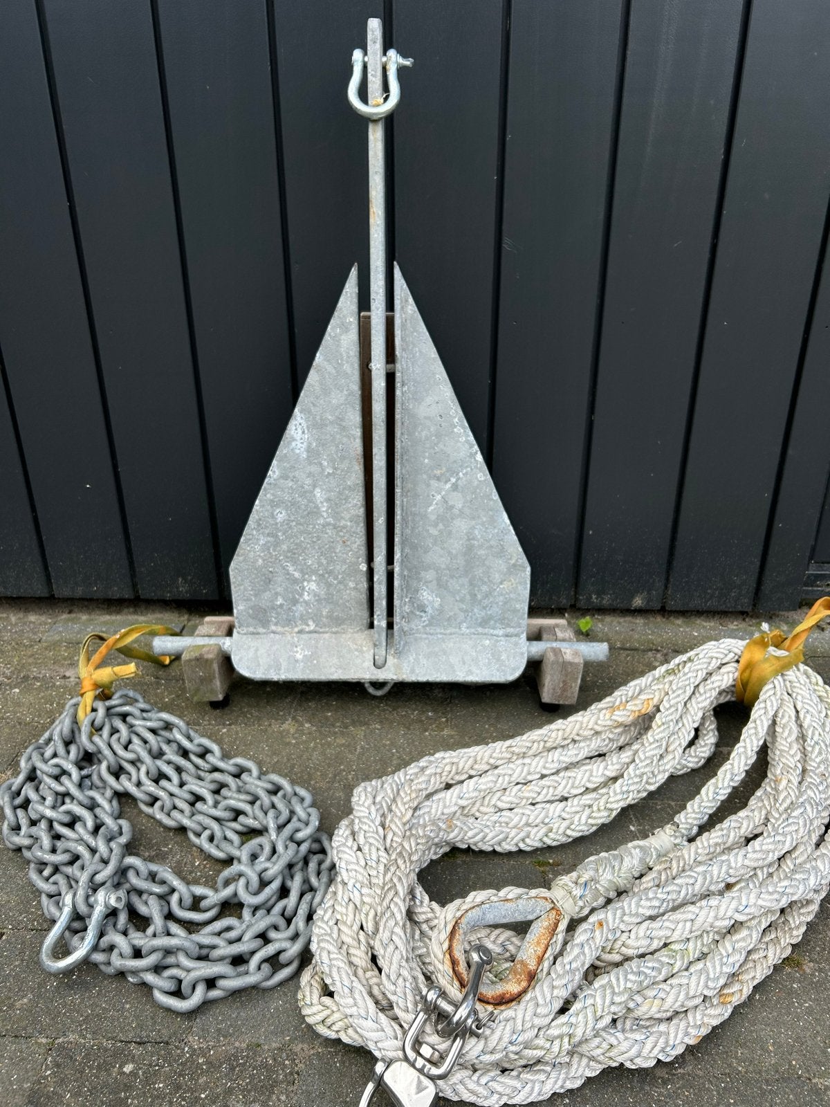 Anker 20kg met ketting, lijn en teakhouten steun, Ophalen, Gebruikt, Overige typen