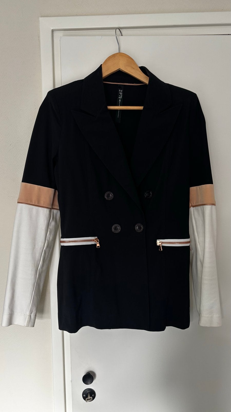 Zipp73 getailleerde blazer van travelstof - Maat M/38, Kleding | Dames, Maat 38/40 (M), Zwart, Ophalen of Verzenden, Jasje
