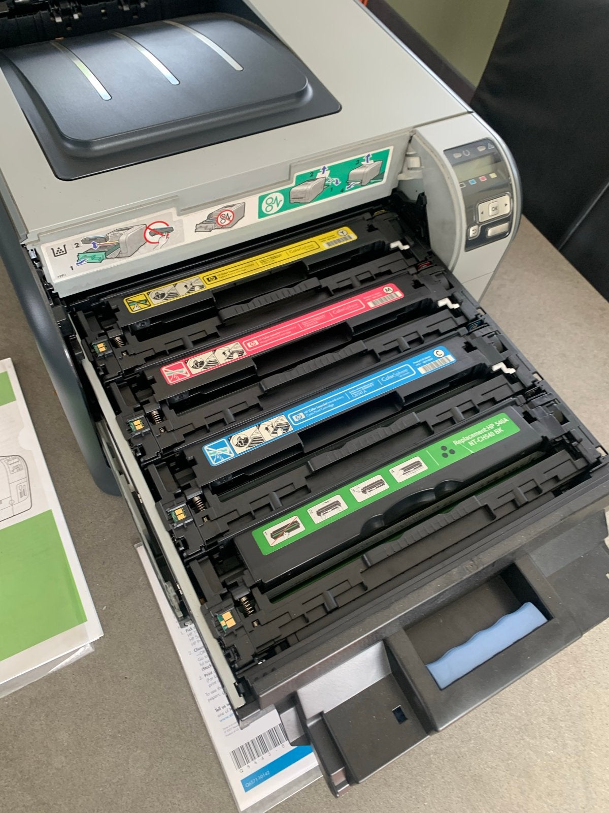 HP Color LaserJet CP1515n Laserprinter, Computers en Software, Printers, Zo goed als nieuw, Printer, Laserprinter, Kleur printen