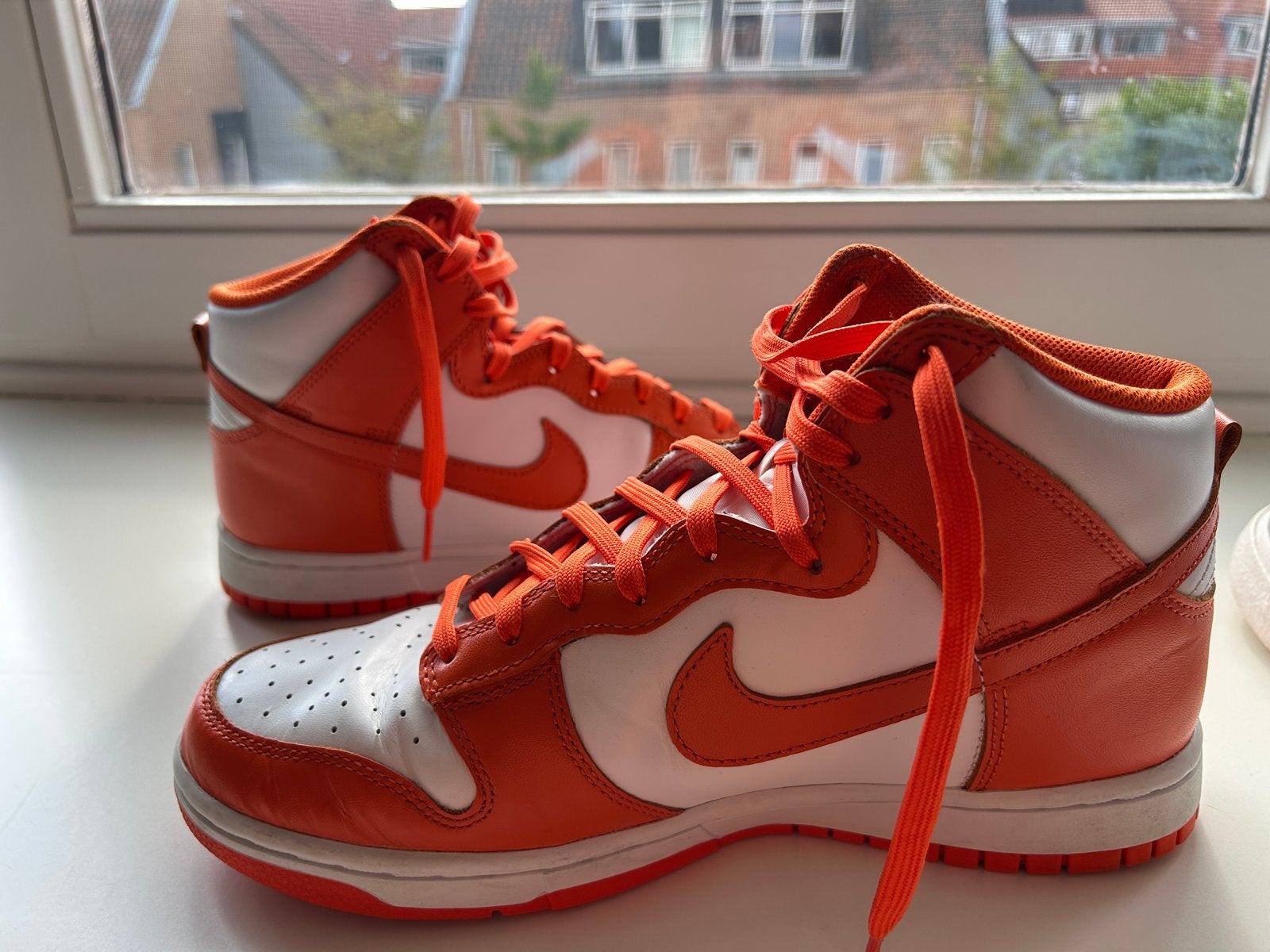 Nike Dunk High Retro White/Orange Blaze-White DD1399 101, Ophalen of Verzenden, Zo goed als nieuw, Sneakers of Gympen
