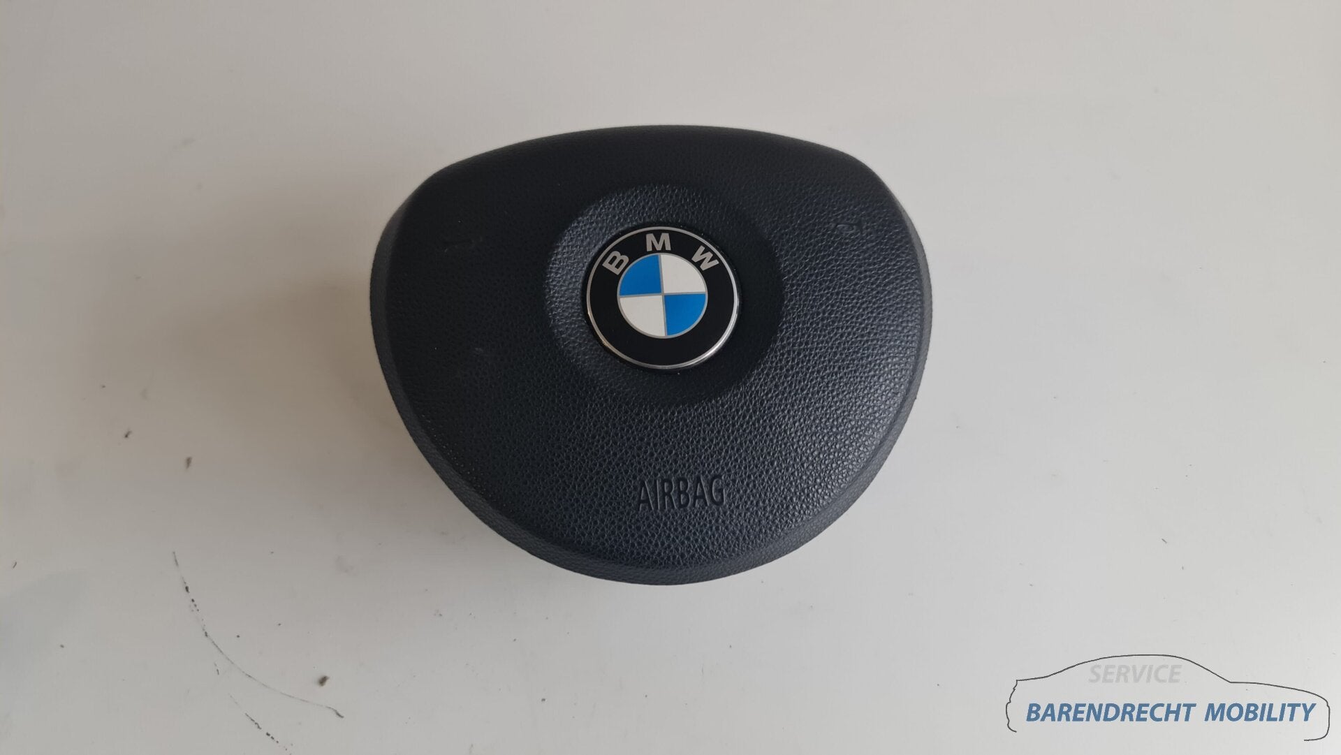 BMW E87 E90 E8x E9x 1 3 serie stuurairbag ronde airbag stuur, Auto-onderdelen, Petuelring 130
80788  Munich, DE, Gebruikt, Info@bmw.de
