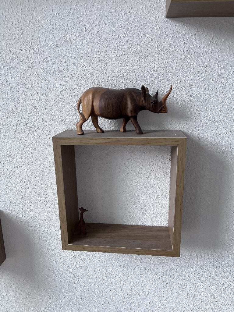 houtsnijwerk beeld neushoorn Kenia, Houtsnijwerk, Ophalen of Verzenden, 20 - 50 cm, Hout
