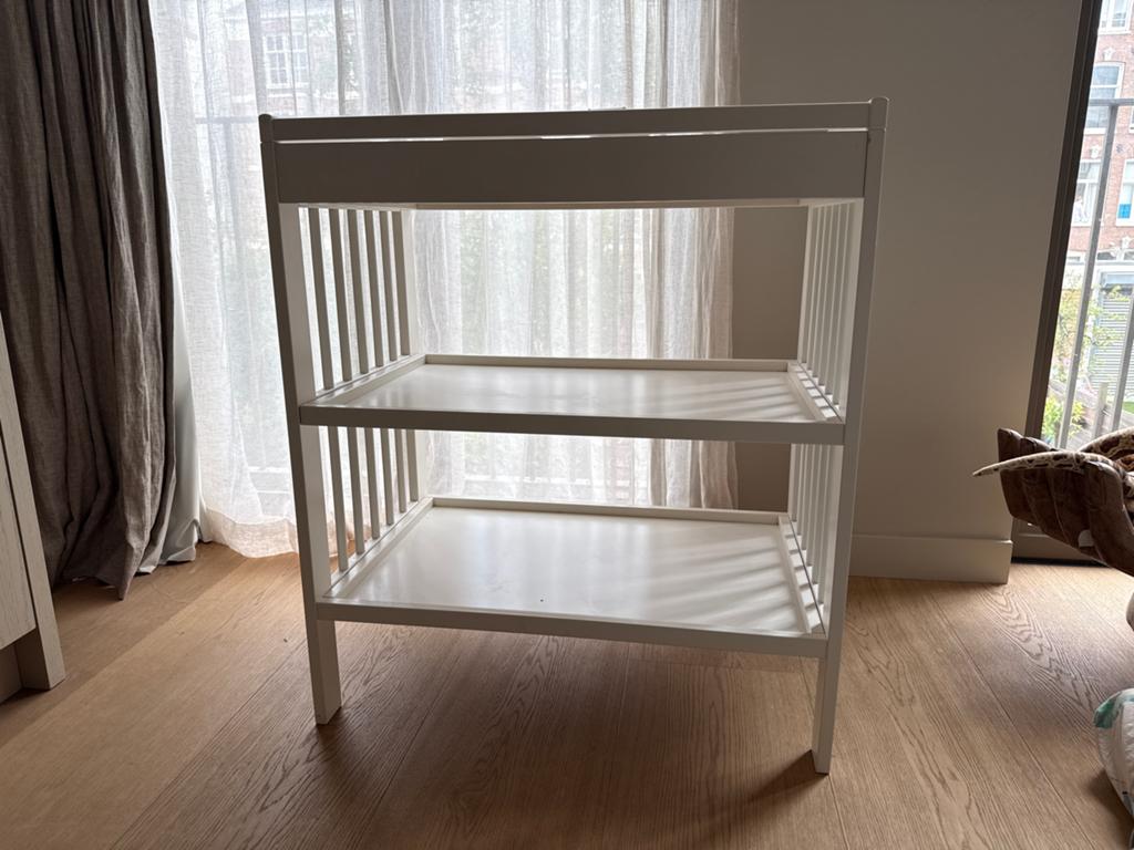 Wit houten commode van Ikea, Ophalen, Zo goed als nieuw
