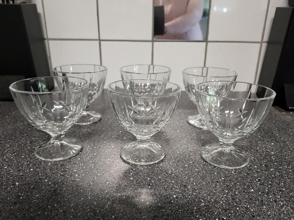 te koop 6 nieuwe  ijs coupes, Ophalen of Verzenden, Nieuw, Glas, Overige stijlen