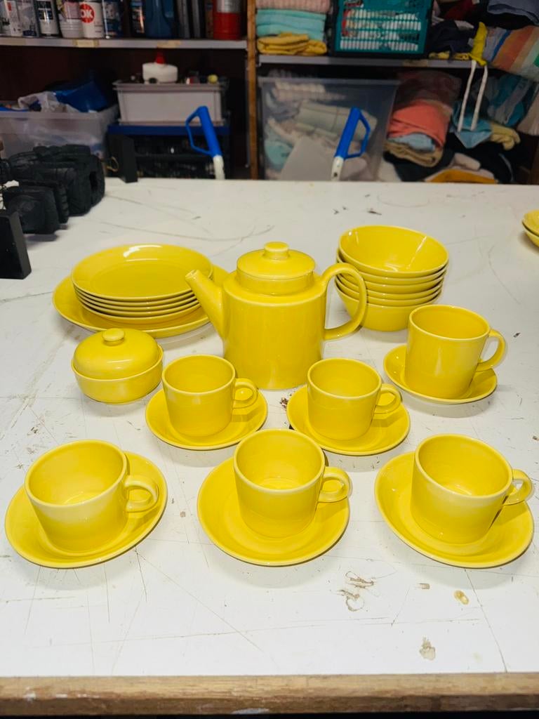 Arabia Finland Teema servies Kaj Franck design geel, Antiek en Kunst, Antiek | Servies compleet, Ophalen of Verzenden