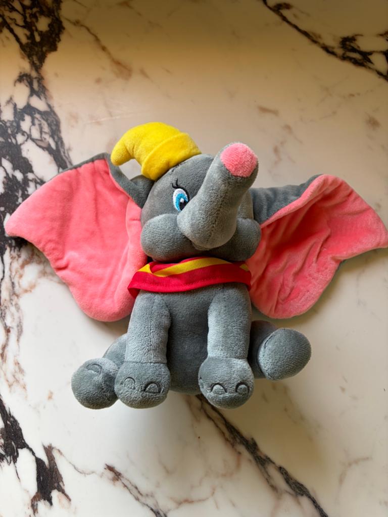 Disney Dumbo knuffel, Kinderen en Baby's, Speelgoed | Knuffels en Pluche, Grijs, Ophalen of Verzenden, Zo goed als nieuw, Middelgroot (20 tot 80 cm)